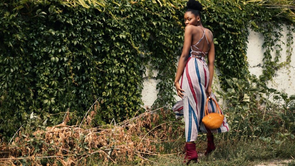 The Conscious Elegance of an Amur Dress: Style Guide and Fit Insights